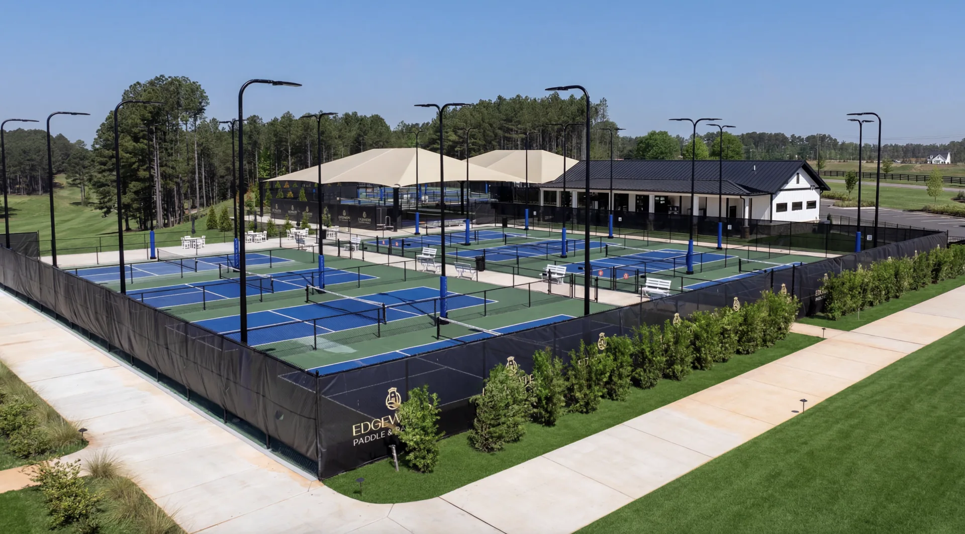 The Paddle & Racquet Club at Edgewater