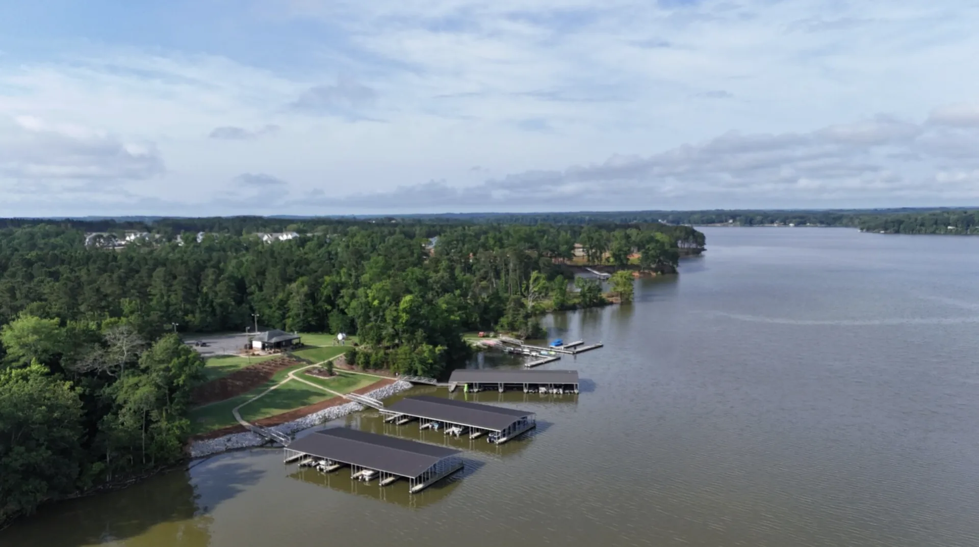 Sunset Pointe Marina on Fishing Creek Lake